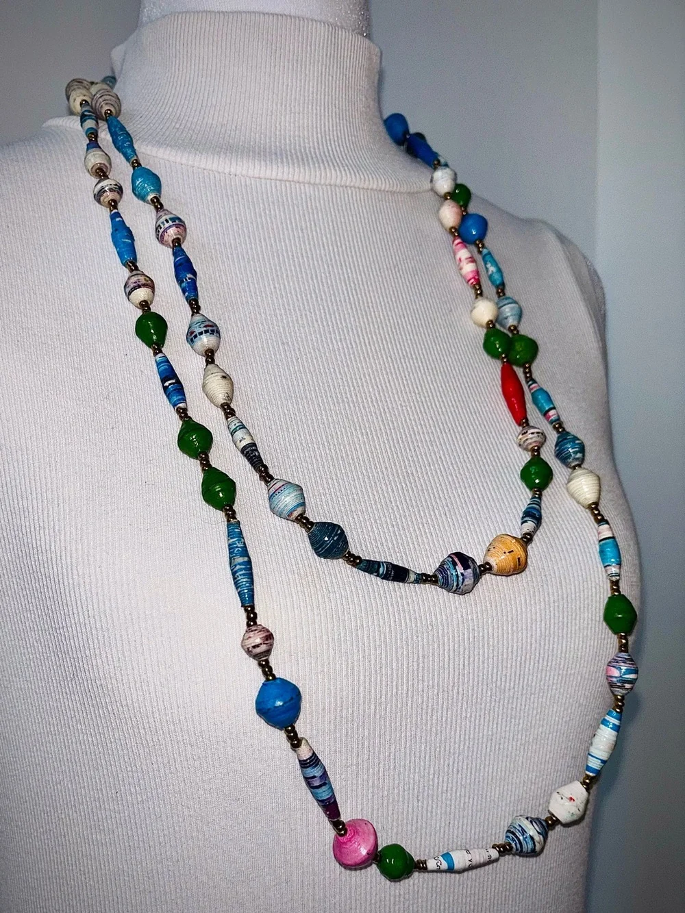 Handmade African Paper Bead Free Trade Necklace - Picture 5 of 10
